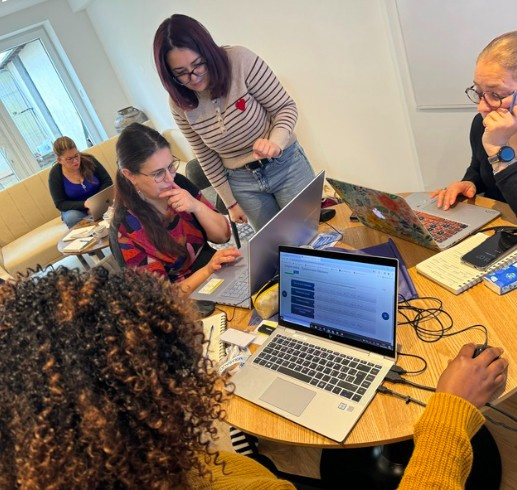 Ateliers collectifs ARTIS Multimédias