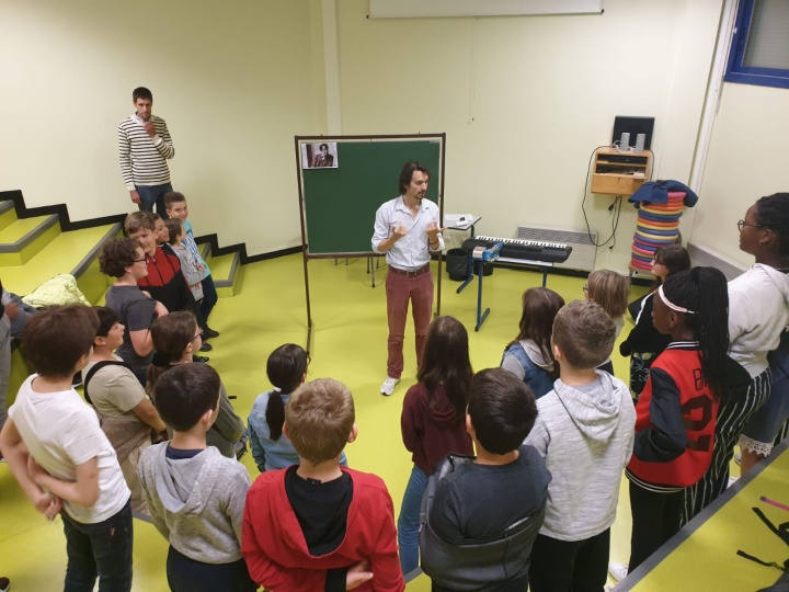 Atelier pour faire découvrir la musique aux enfants - Concerts de Poche Atelier pour faire découvrir la musique aux enfants - Concerts de Poche